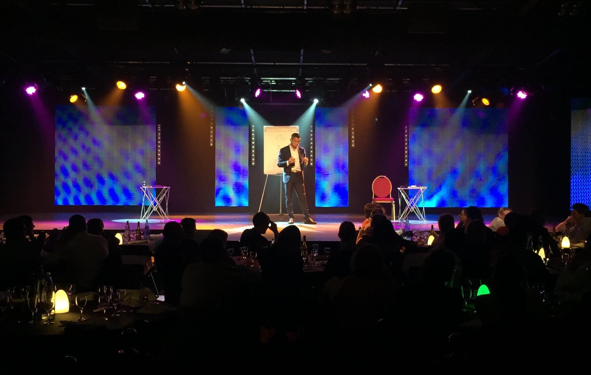Frank Truong en spectacle